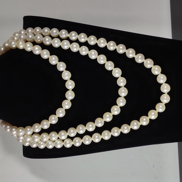 60" Vintage Imitation Pearl Necklace - Picture 1 of 11
